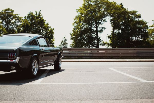 How are UK car manufacturers responding to the global semiconductor shortage?